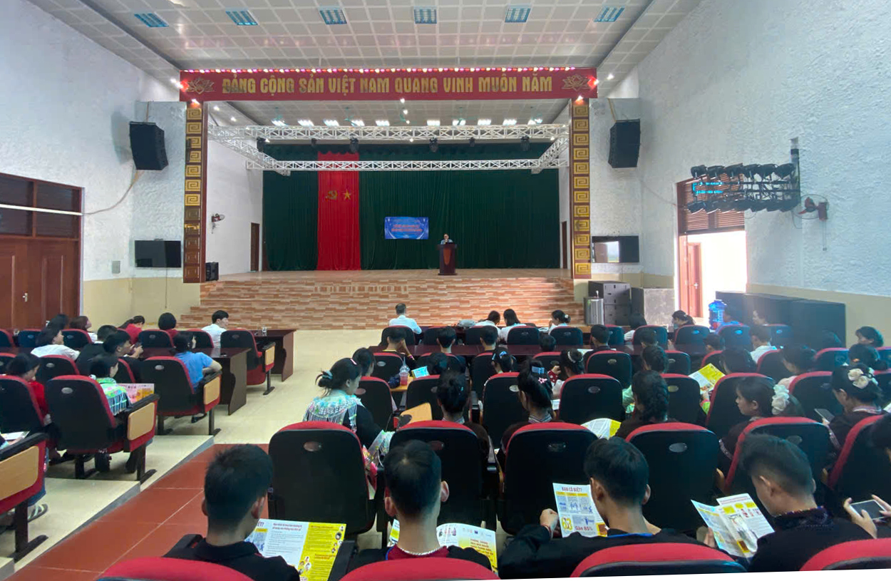 Nội trú Tam đường
